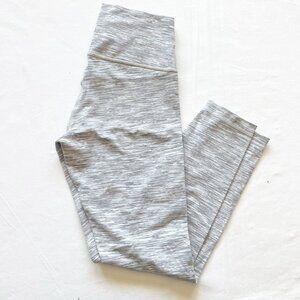 Women / Teen Lululemon Gray 25” Leggings Size 8